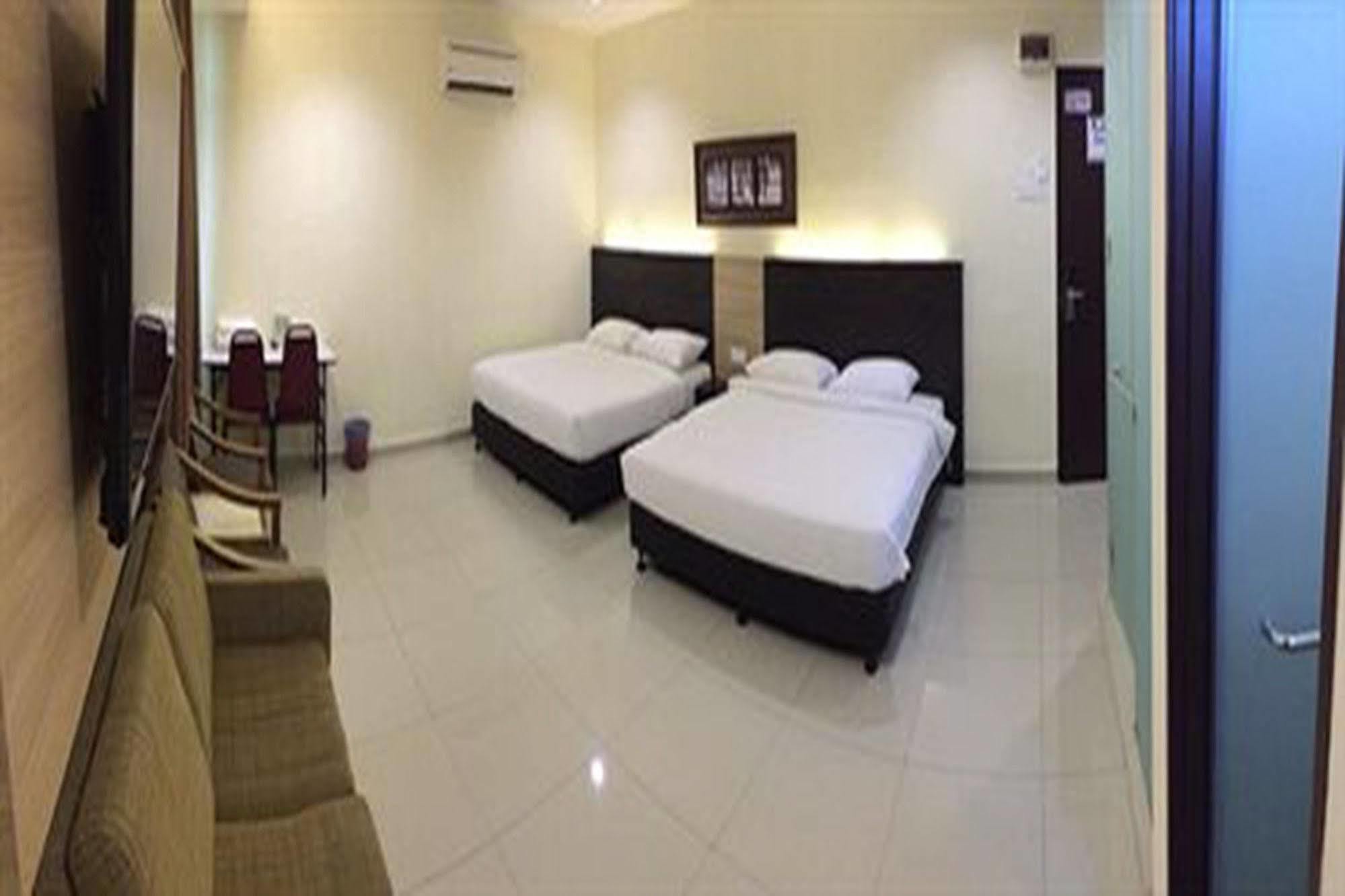 Hotel Centre Point Tampin Malacca Exterior foto